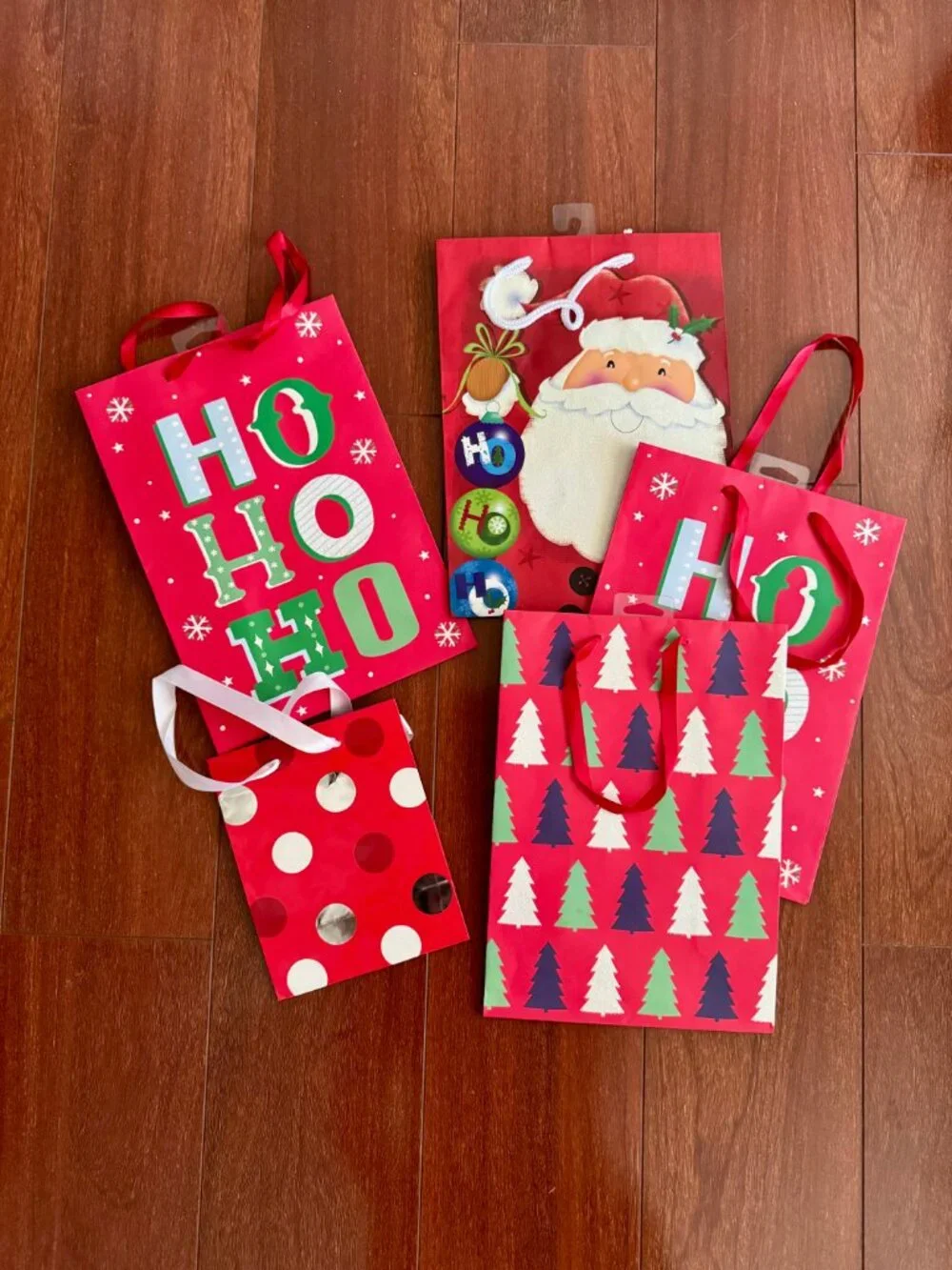 HOLIDAY Gift Bag/Box Assortment - 14 Gift Bags + 1 Gift Box